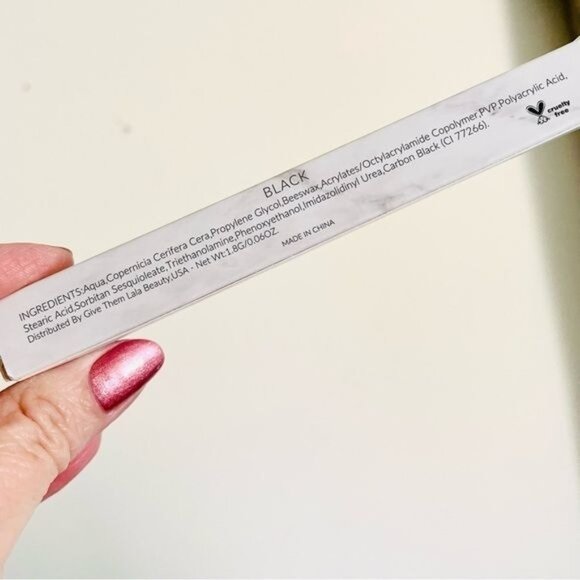 Lala Beauty Give Them Lala Precision Tip Pen Eyeliner in Black Smudge-Proof - Picture 6 of 6